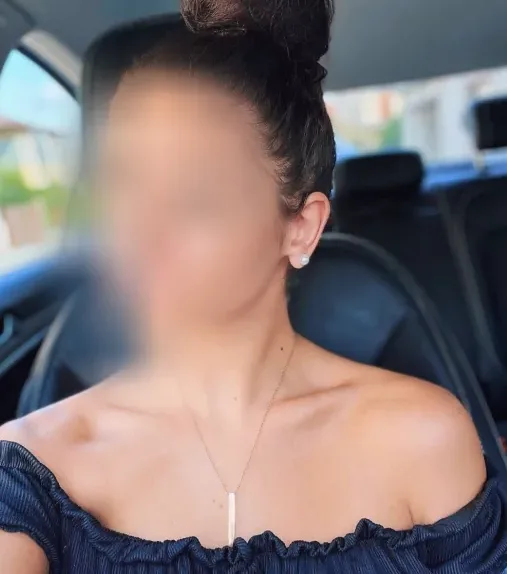 Alena, 25