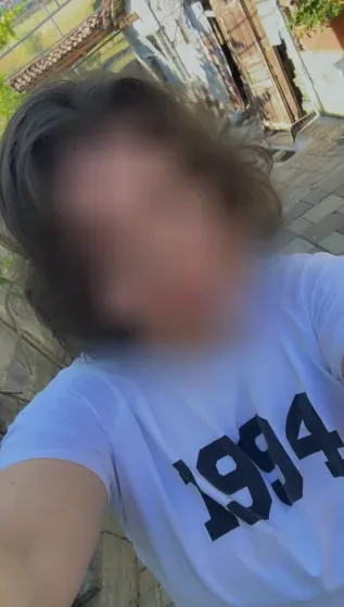 Aleyna, 32