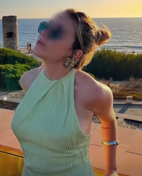 Carla, 38