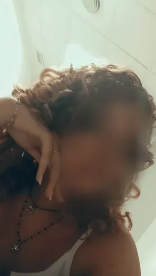 Gizem, 18