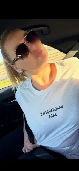 Hanna, 32