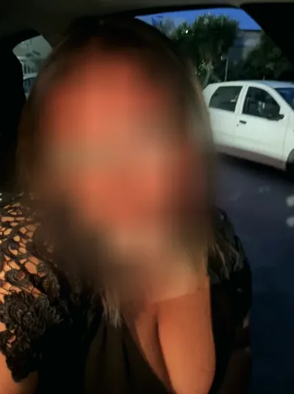 Isabell, 40