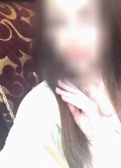 Jasmin, 29