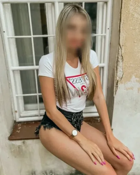Marlene, 31