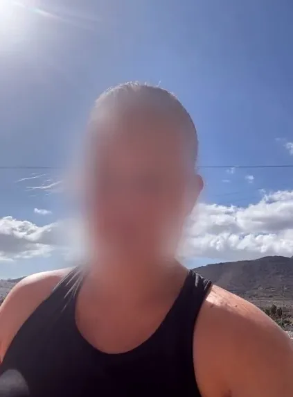 Nadine, 37