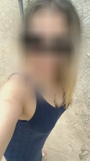 Selina, 40